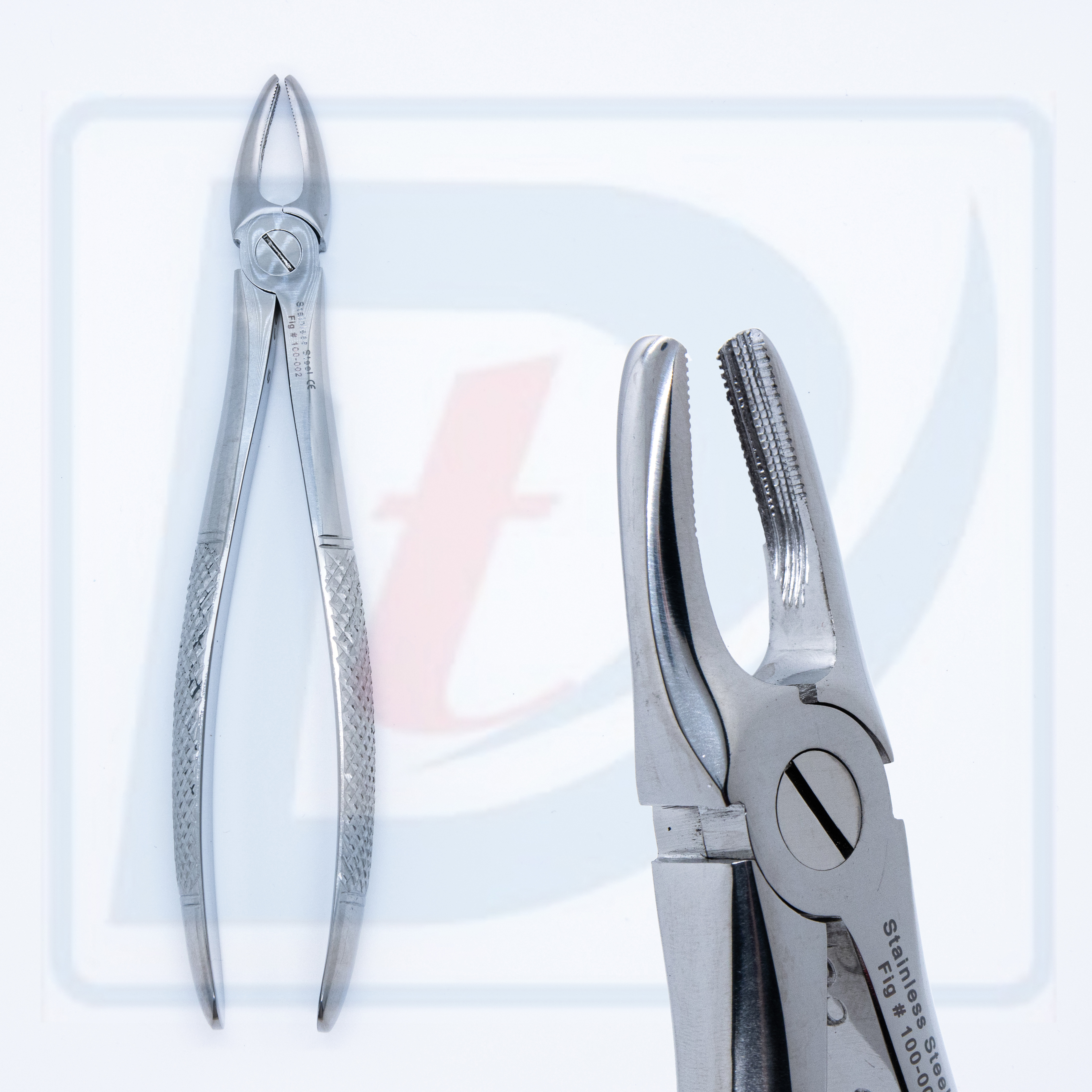 Tooth Extracting Forceps